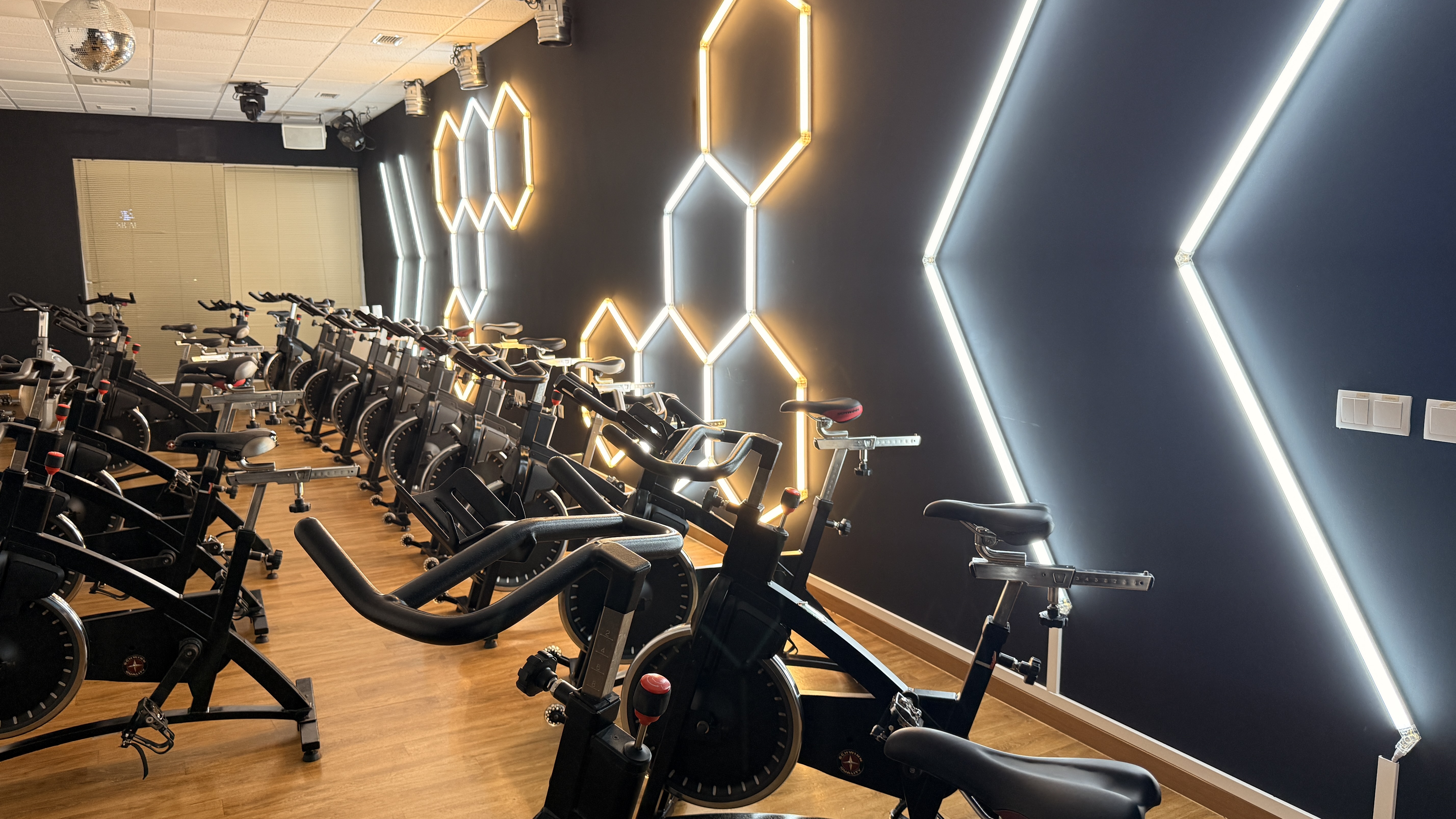 Detalhe do ginásio Bless Fitness